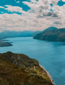 Photo de la vue depuis le belvédère de la Chambotte à Aix les Bains.