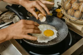 Photo du egg corner de la salle de petit déjeuner de l'hôtel Iroko.